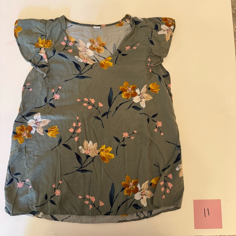 Old Navy Small Green Floral Shirt#146